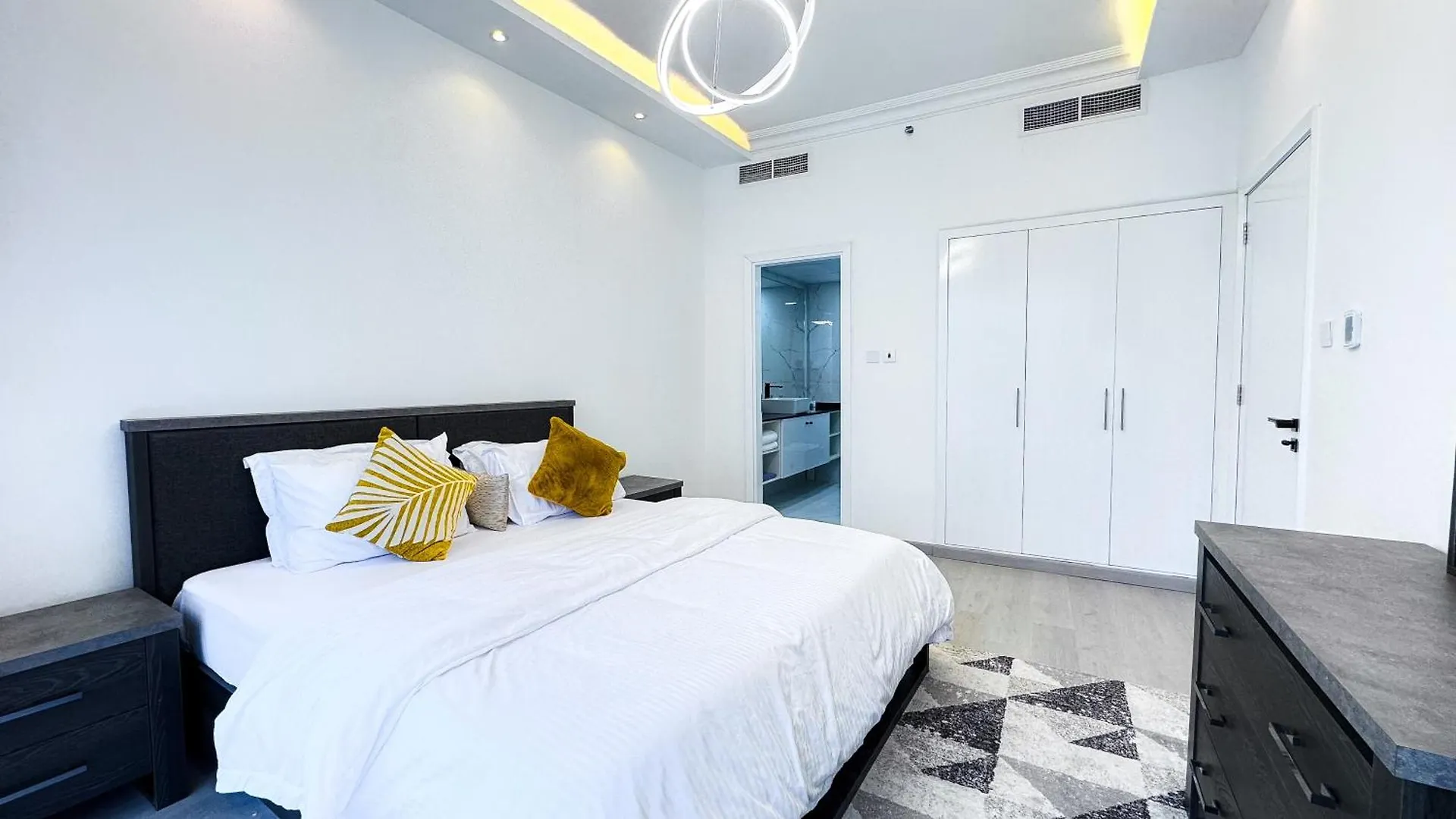 Apartmán Jumeriah Lake Tower Dubaj Spojené arabské emiráty