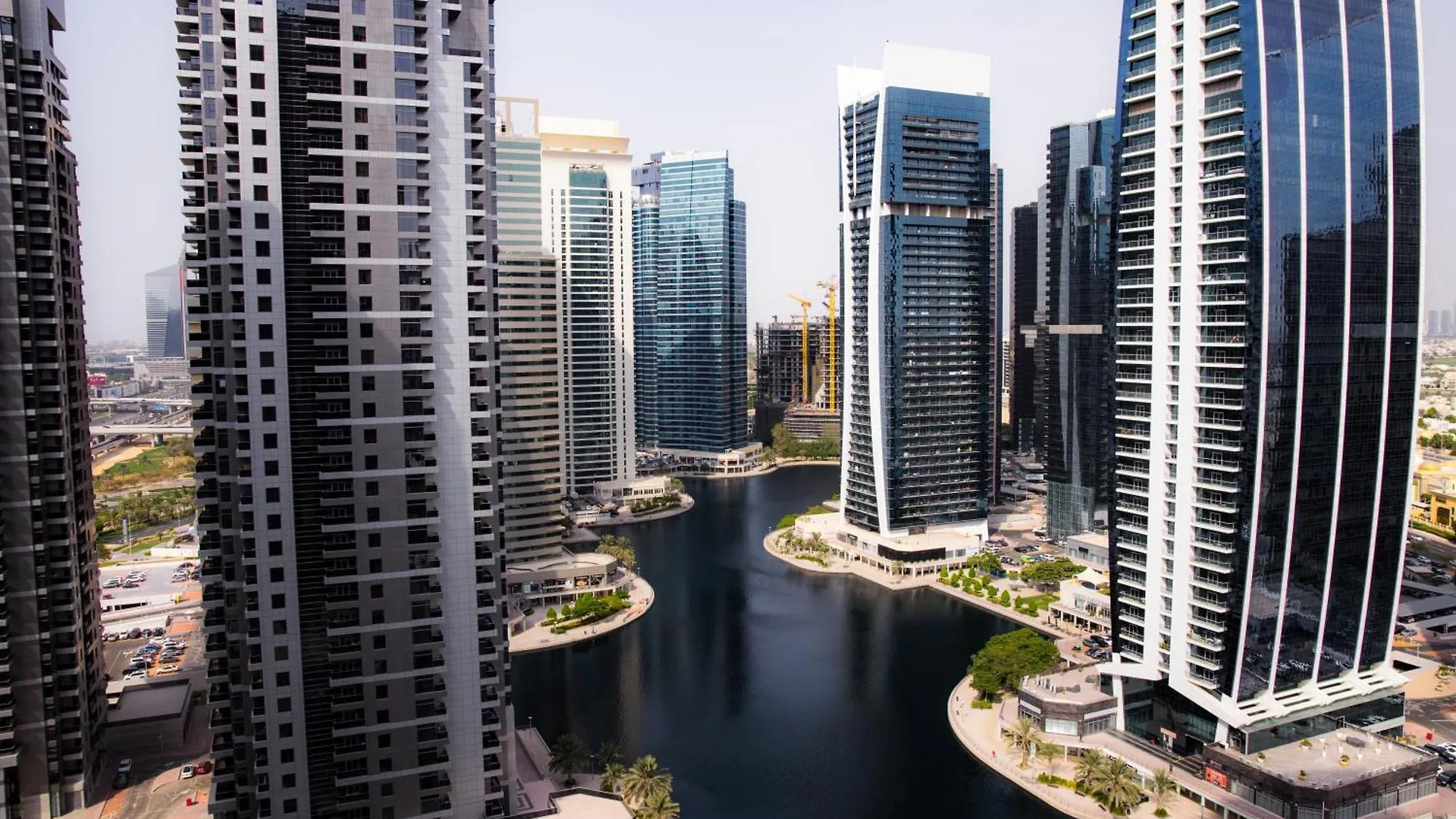 Jumeriah Lake Tower Dubaj Spojené arabské emiráty